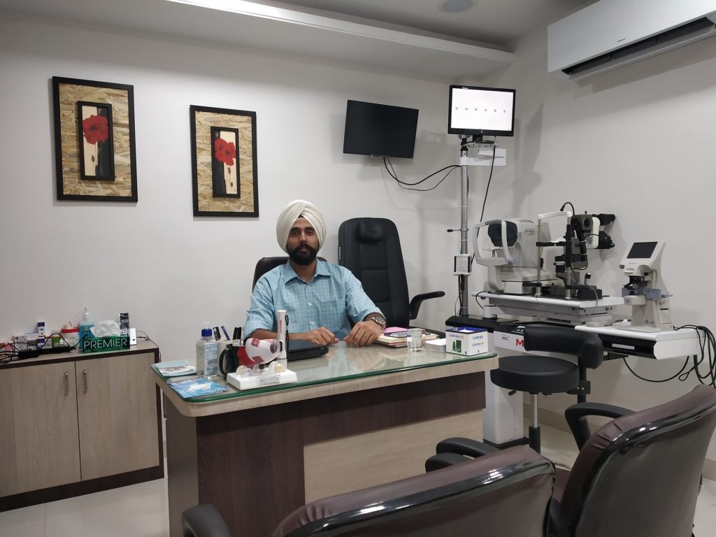 Dr. Manbir Singh